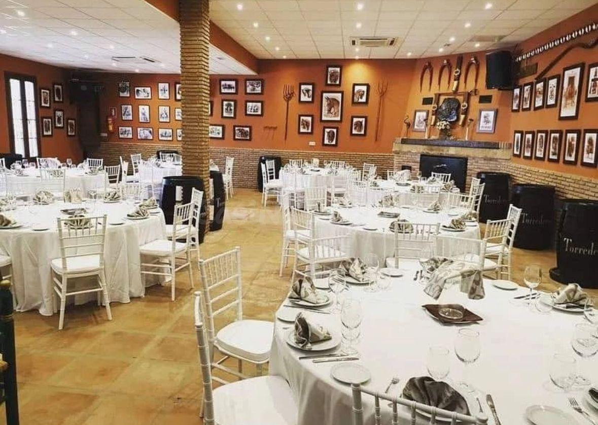 se vende restaurante con casa y cuadras en Malaga - foto 3