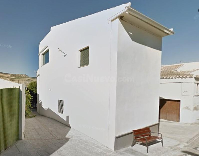 Casa de Diseño Moderno con 3 habitaciones y Acabados de Lujo - foto 2