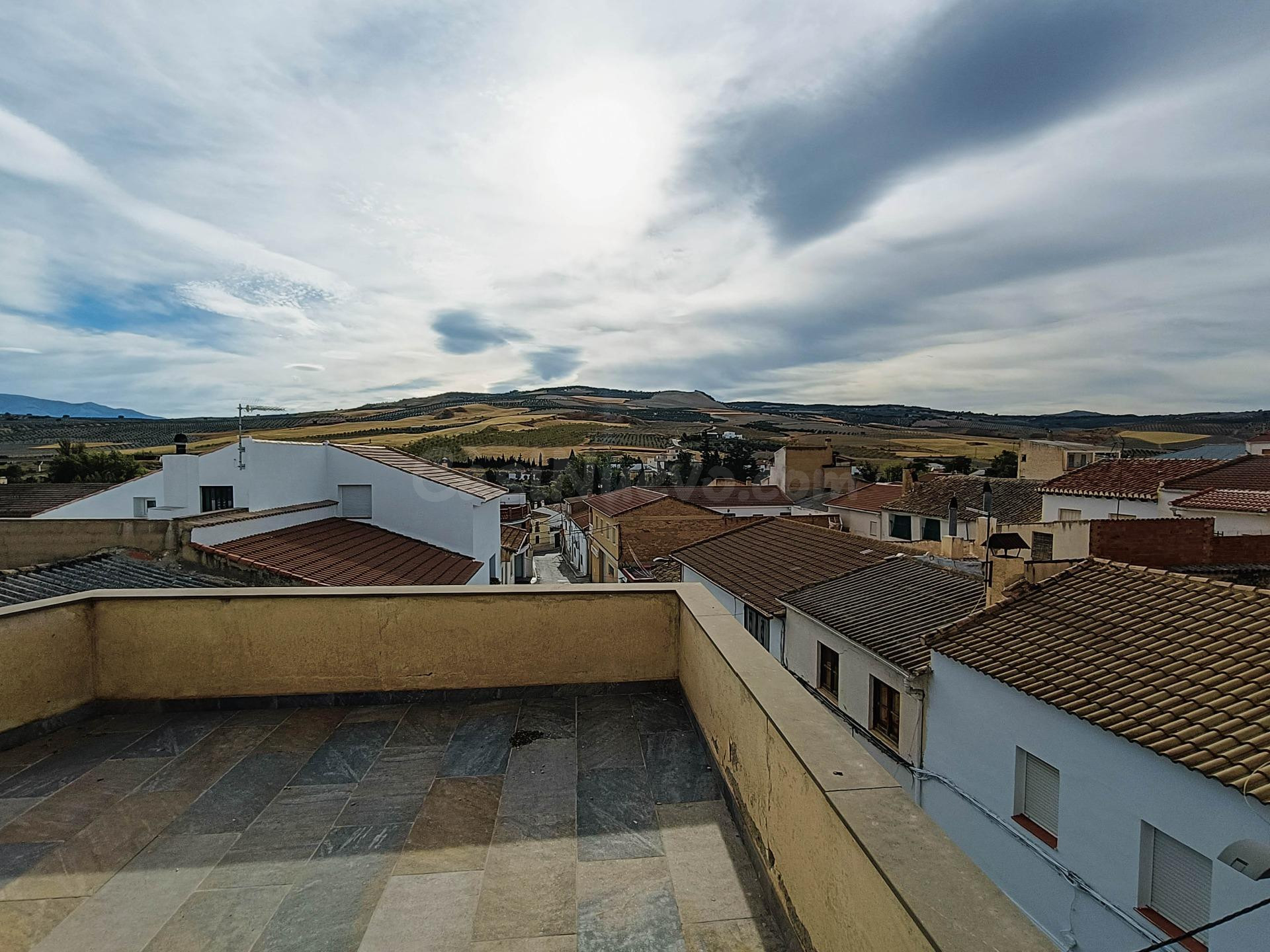 Casa de Diseño Moderno con 3 habitaciones y Acabados de Lujo - foto 3