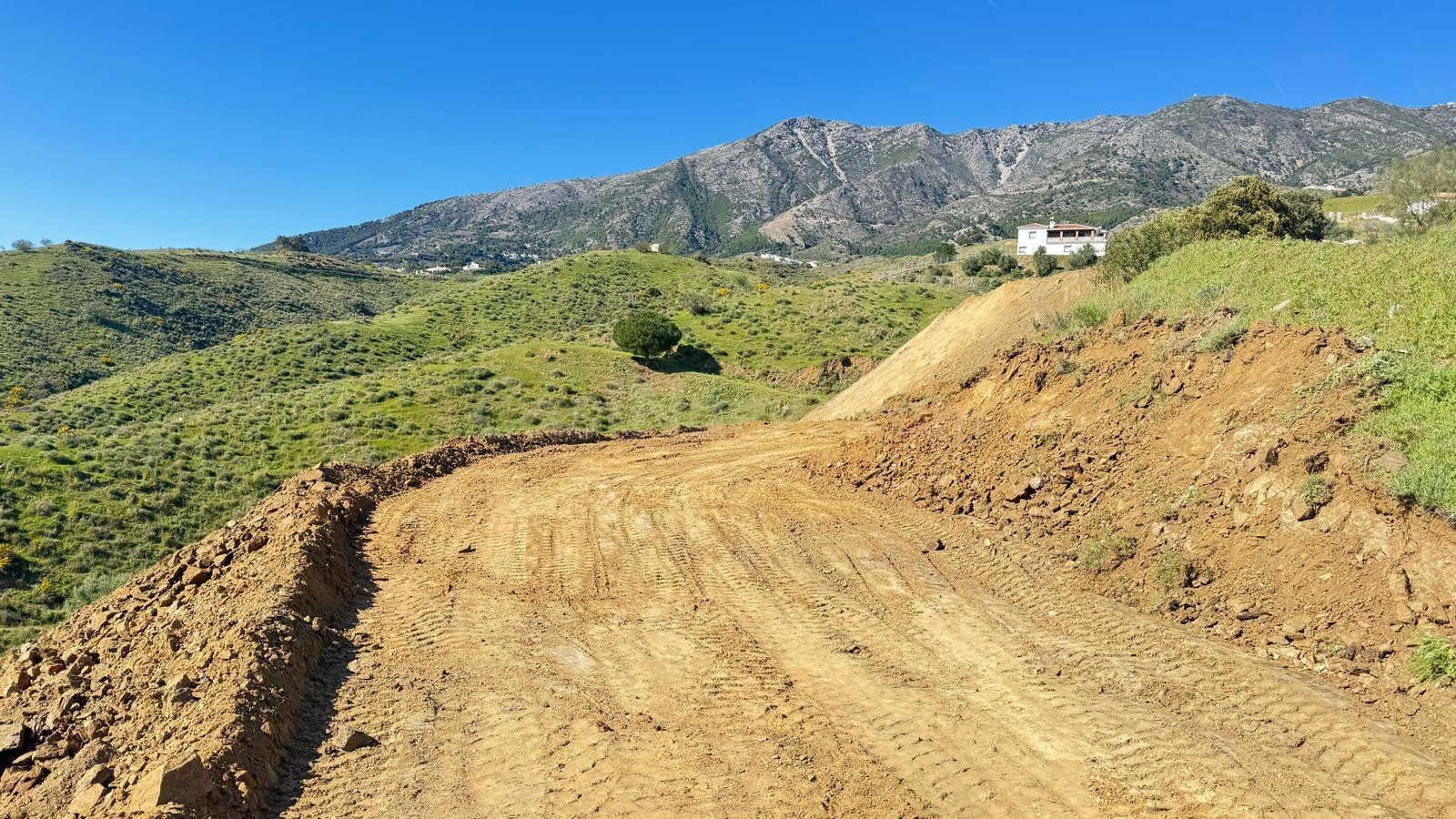 se vende terreno rustico en Valtocado ( Mijas) - foto 5