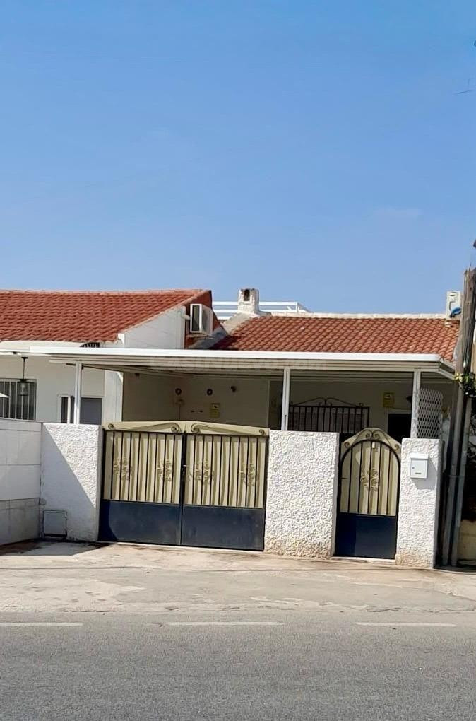 BUNGALOW PLANTA BAJA CON PARKING EN TORRETA III!