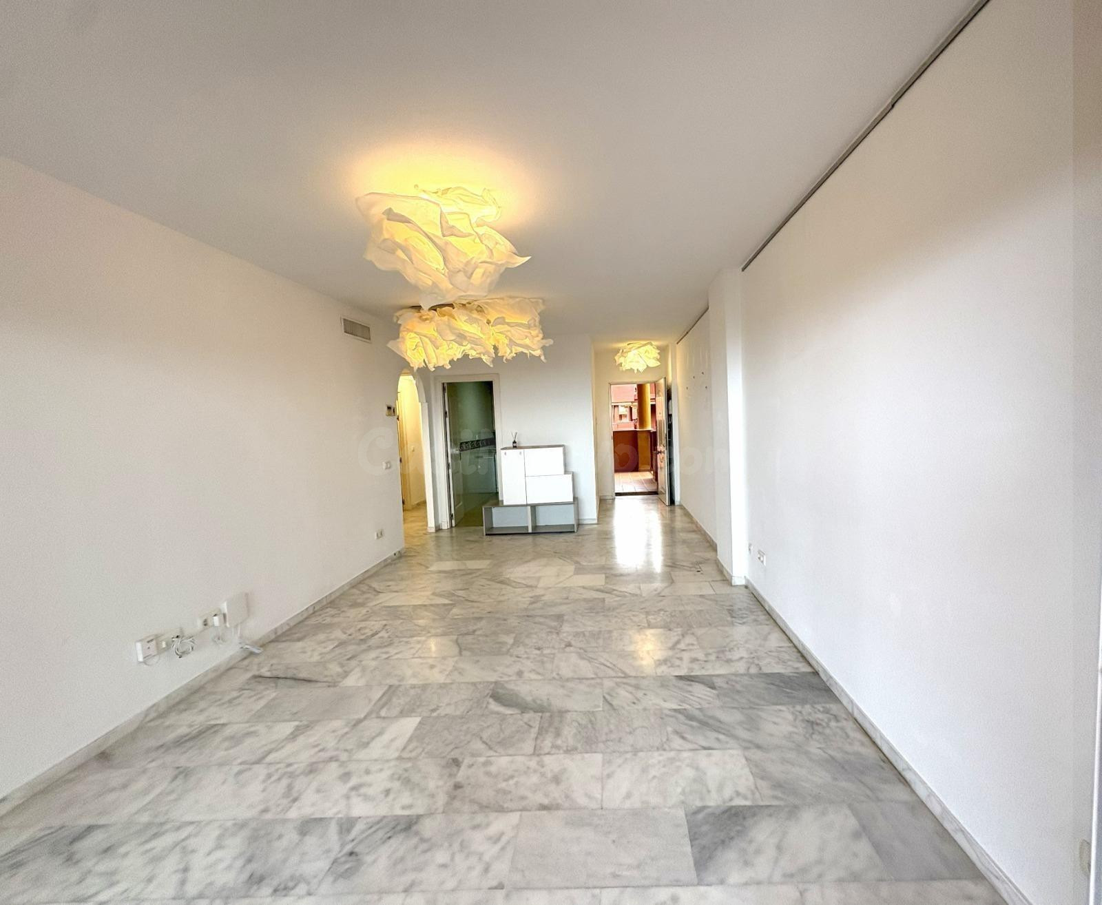 MARAVILLOSO APARTAMENTO A LA VENTA EN RESERVA DE MARBELLA¡¡ - foto 2