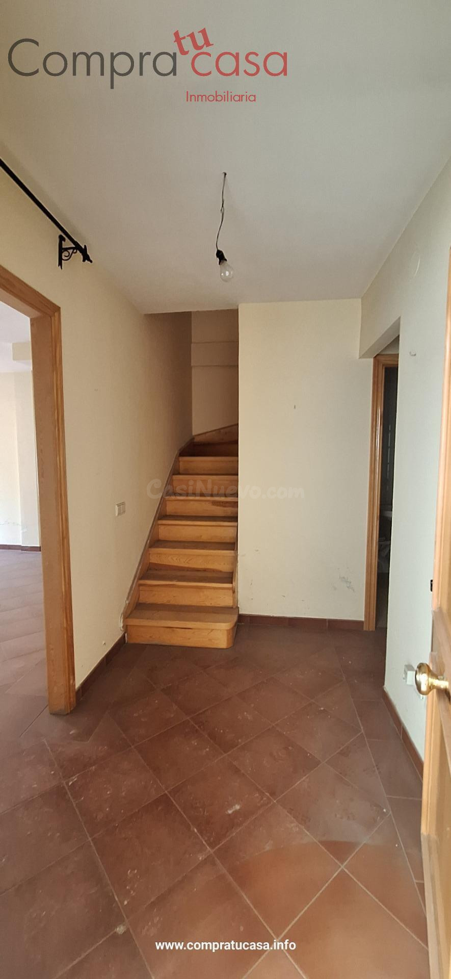 VENTA DE 3 PISOS.-.CALLE CARRETAS.-SEGOVIA - foto 5