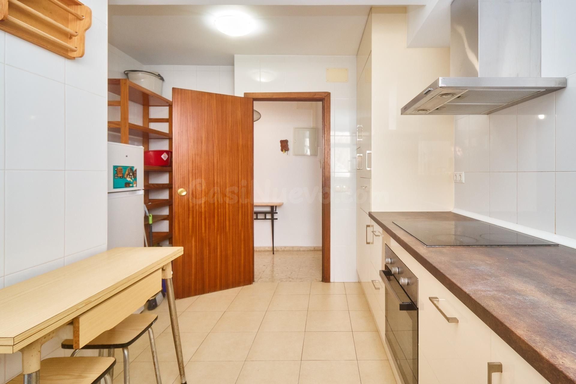 se vende piso en pleno centro de fuengirola - foto 4
