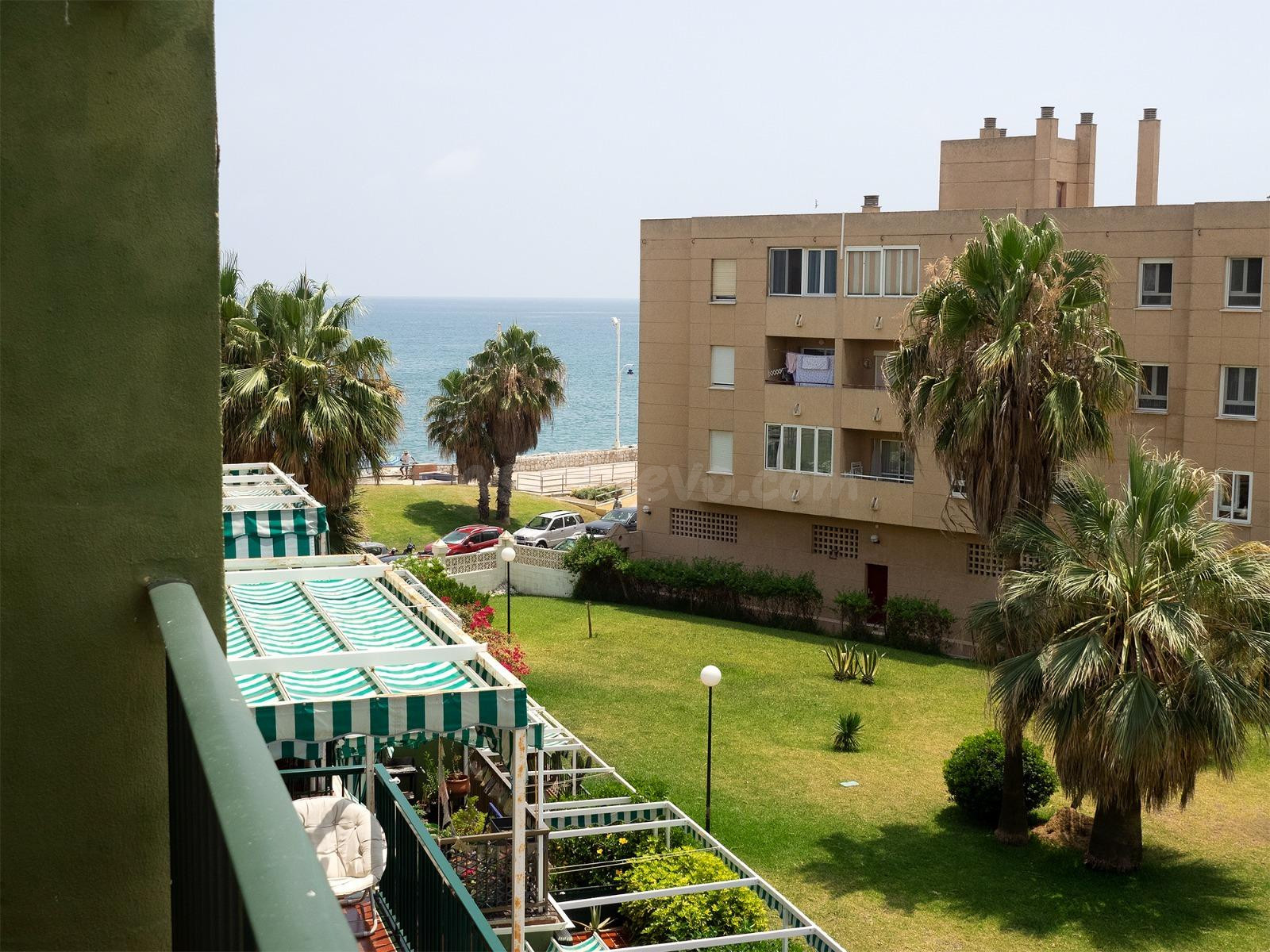 duplex 1 linea de playa Guadalmar