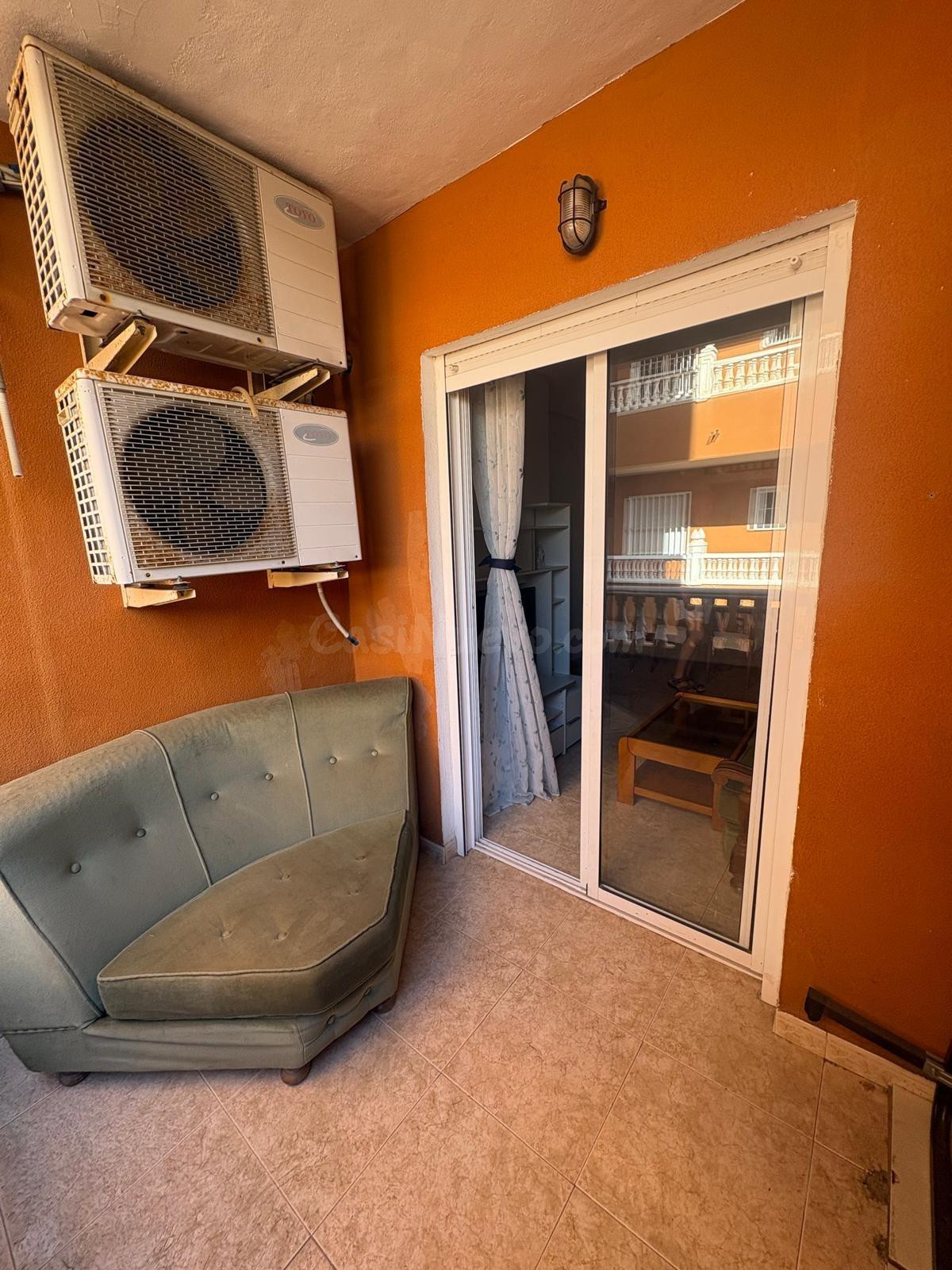 APARTAMENTO CON TERRAZA - foto 2