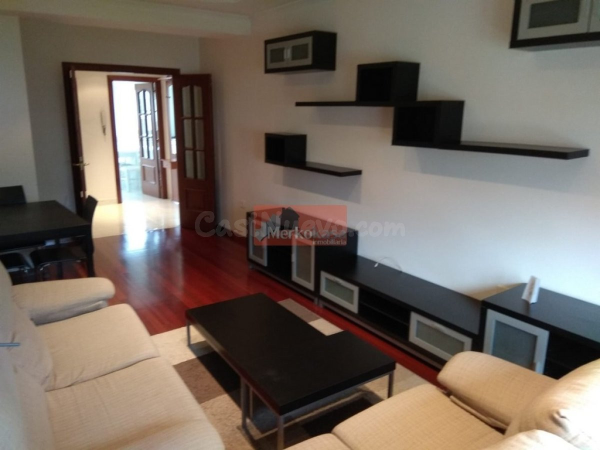 SE ALQUILA COQUETO APARTAMENTO EN CAMPOS NOVOS - foto 3
