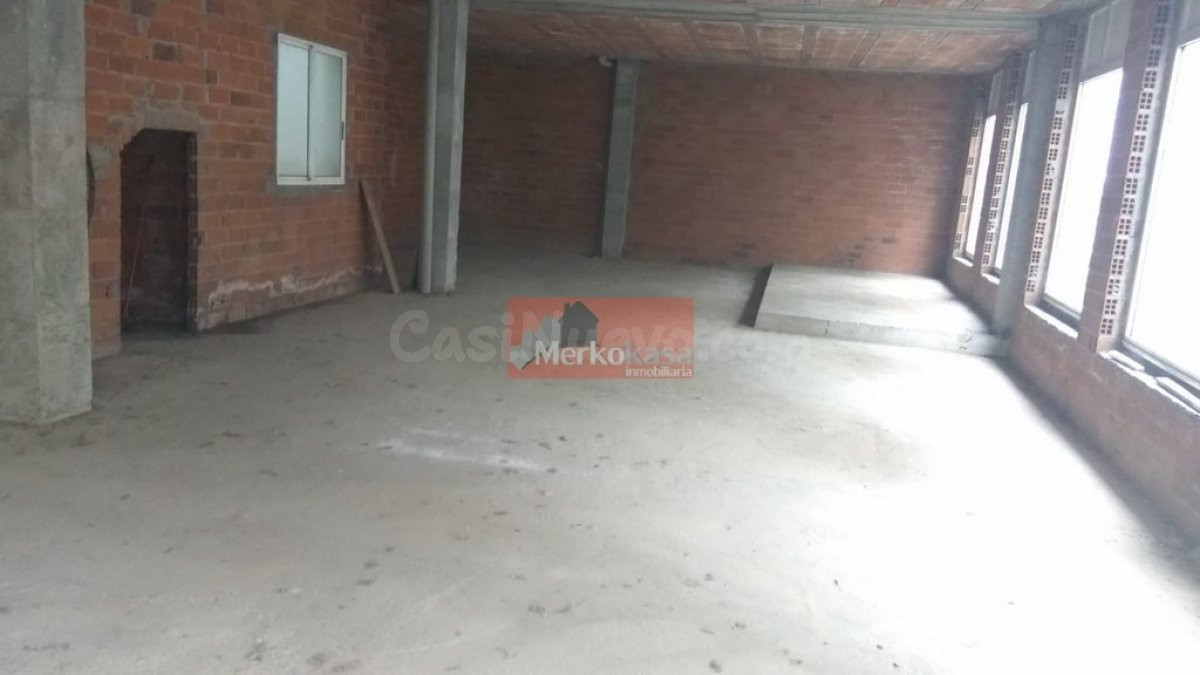 ¡OCASIÓN! BAJO COMERCIAL DE 120 m2 EN EXCELENTE UBICACIÓN! - foto 3