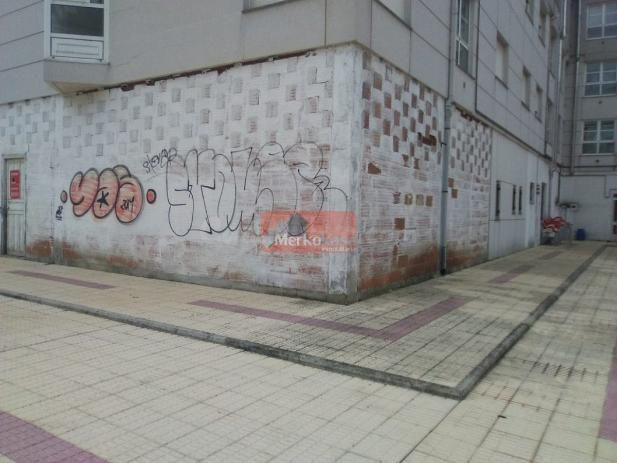 SE VENDE LOCAL COMERCIAL CERCANO A UNIVERSIDADES - foto 3