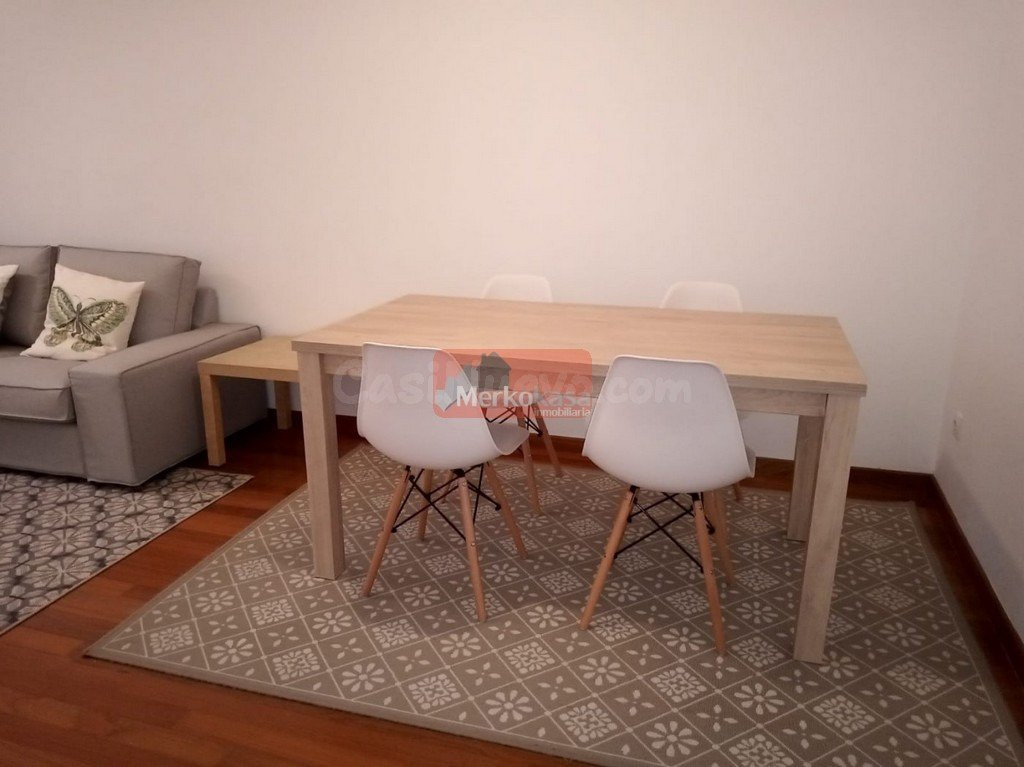 SE ALQUILA PISO AMPLIO Y MODERNO CERCA DE LA ABELLA - foto 4