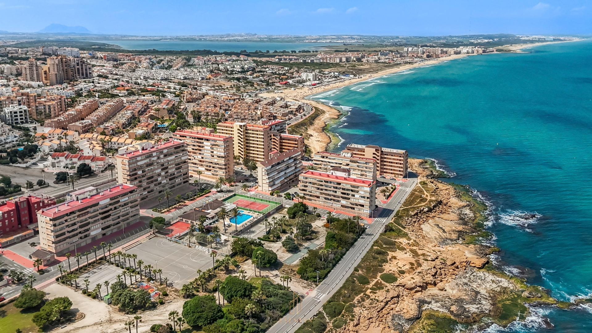 APARTAMENTO EN CABO CERVERA ZONA TRANQUILA CERCA DEL MAR - foto 2