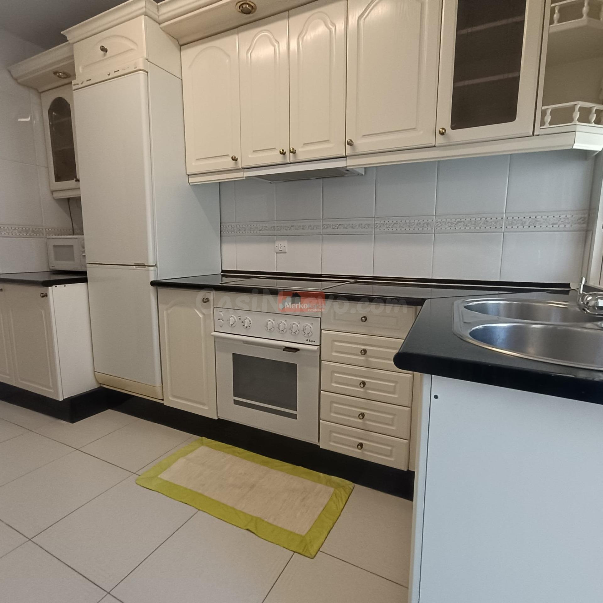 SE ALQUILA PISO EN ZONA NUEVO CENTRO INTEGRAL DE SALUD!!! - foto 4