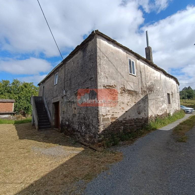 SE VENDE CASA DE PIEDRA CON FINCA EN MEILAN CON 2.000 M2 FIN - foto 2