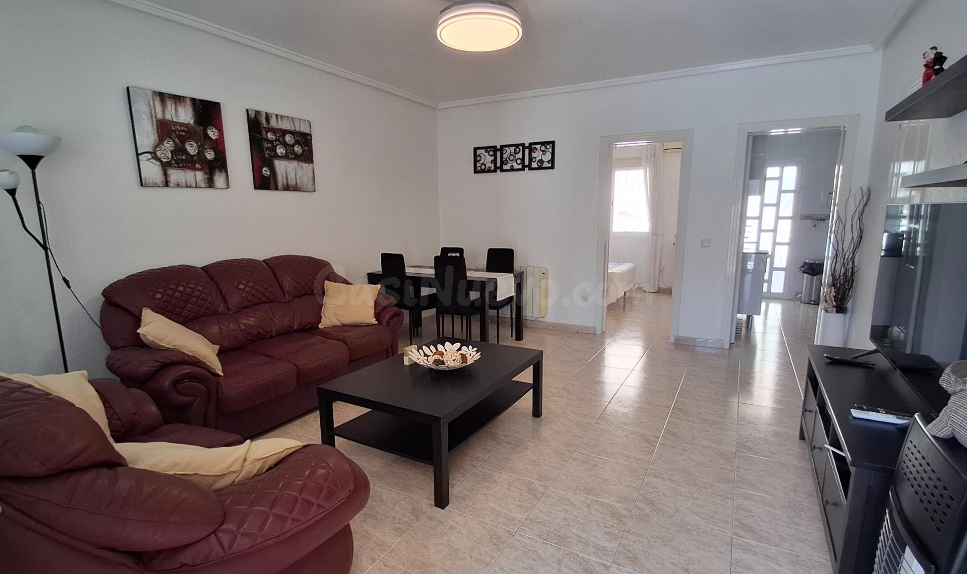 CASA EN CIUDAD QUESADA CON PISCINA Y LISTA PARA VIVIR - foto 5