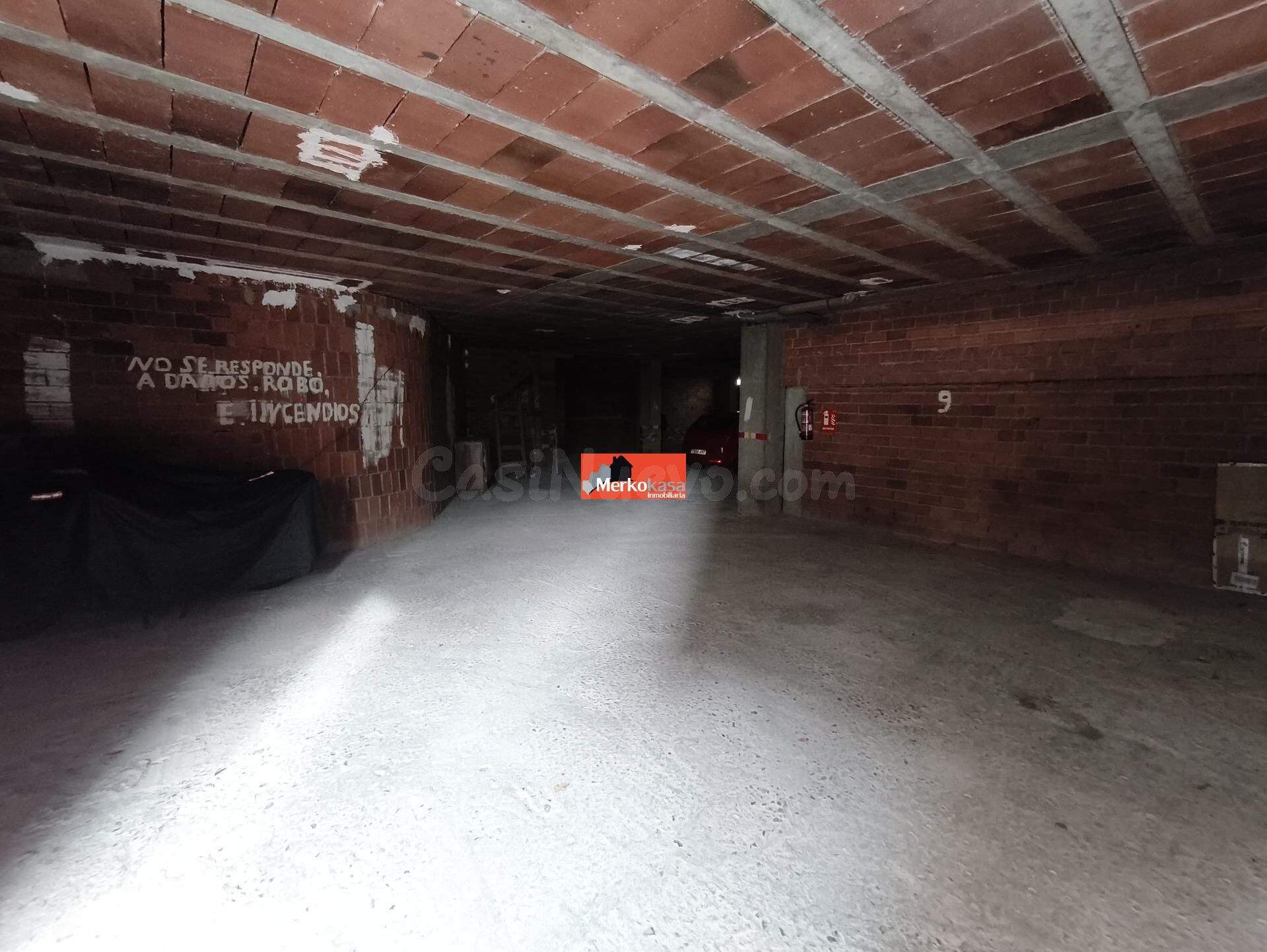 SE VENDE BAJO COMERCIAL CERCA DE SAN ROQUE - foto 2