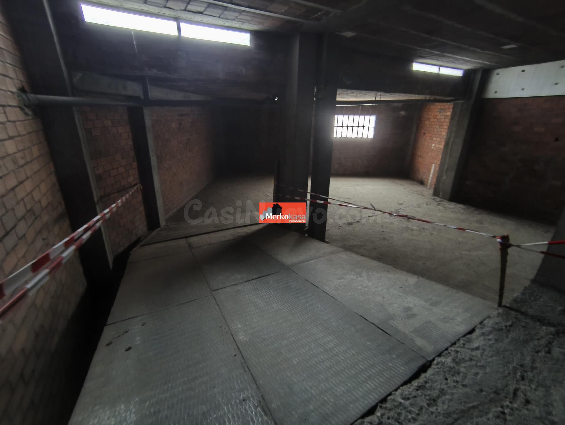 SE VENDE BAJO COMERCIAL CERCA DE SAN ROQUE - foto 3