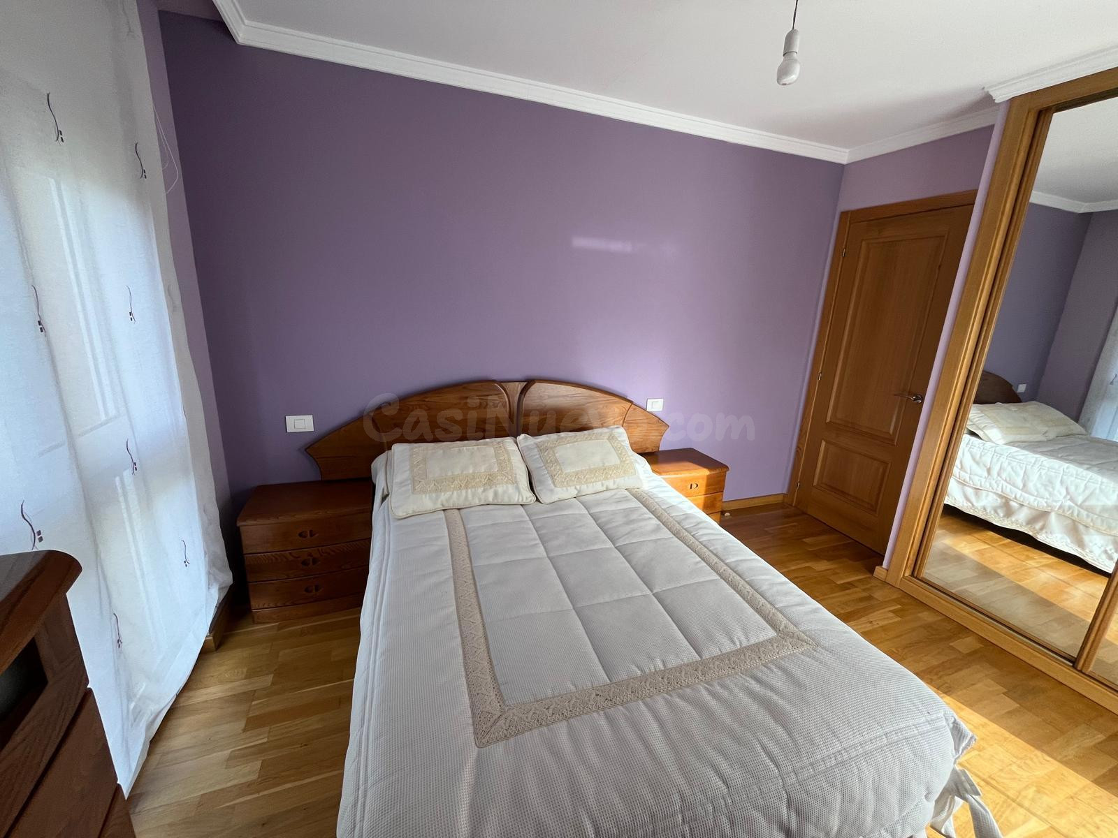 SE ALQUILA HABITACIÓN EN PISO COMPARTIDO CERCA DE LA PLAZA DE AGUAS FERREAS