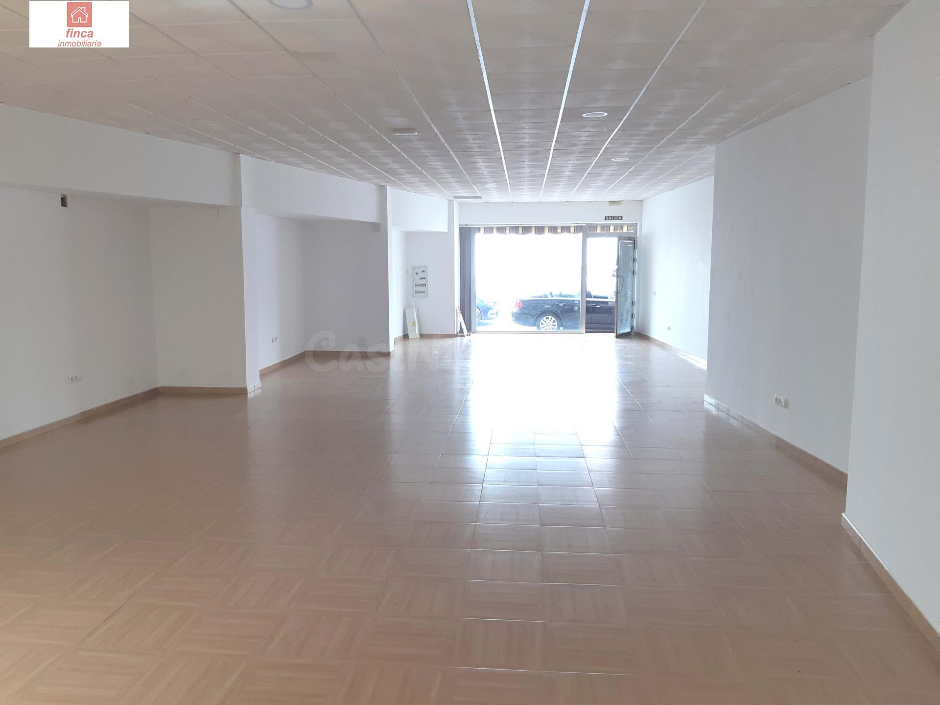 VENTA EN MONTIJO LOCAL COMERCIAL, ZONA CENTRO DE MUCHO DE PA - foto 3