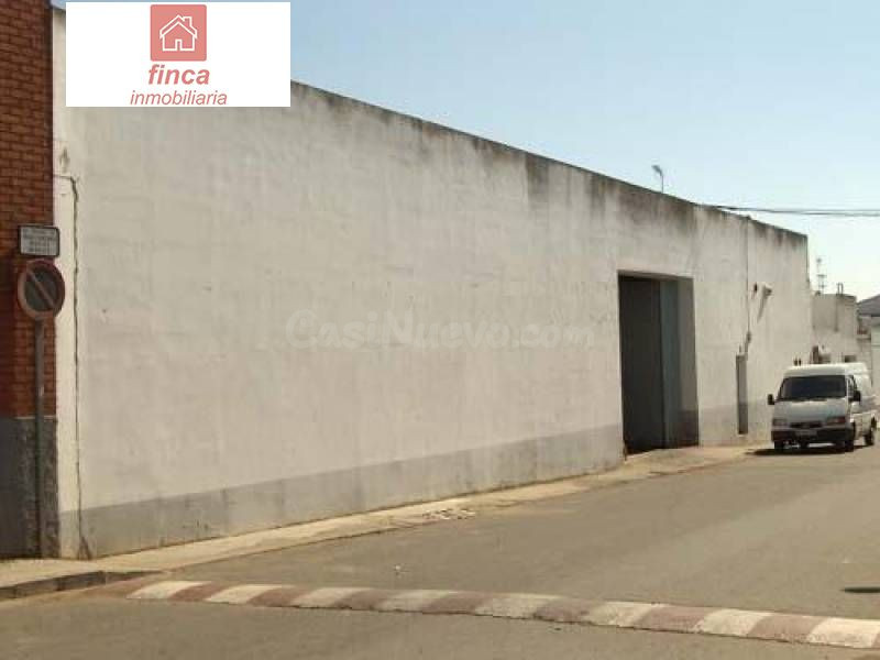 MONTIJO, VENTA NAVE DIAFANA, PUERTA ACCESO AMPLIA Y ALTA - foto 4