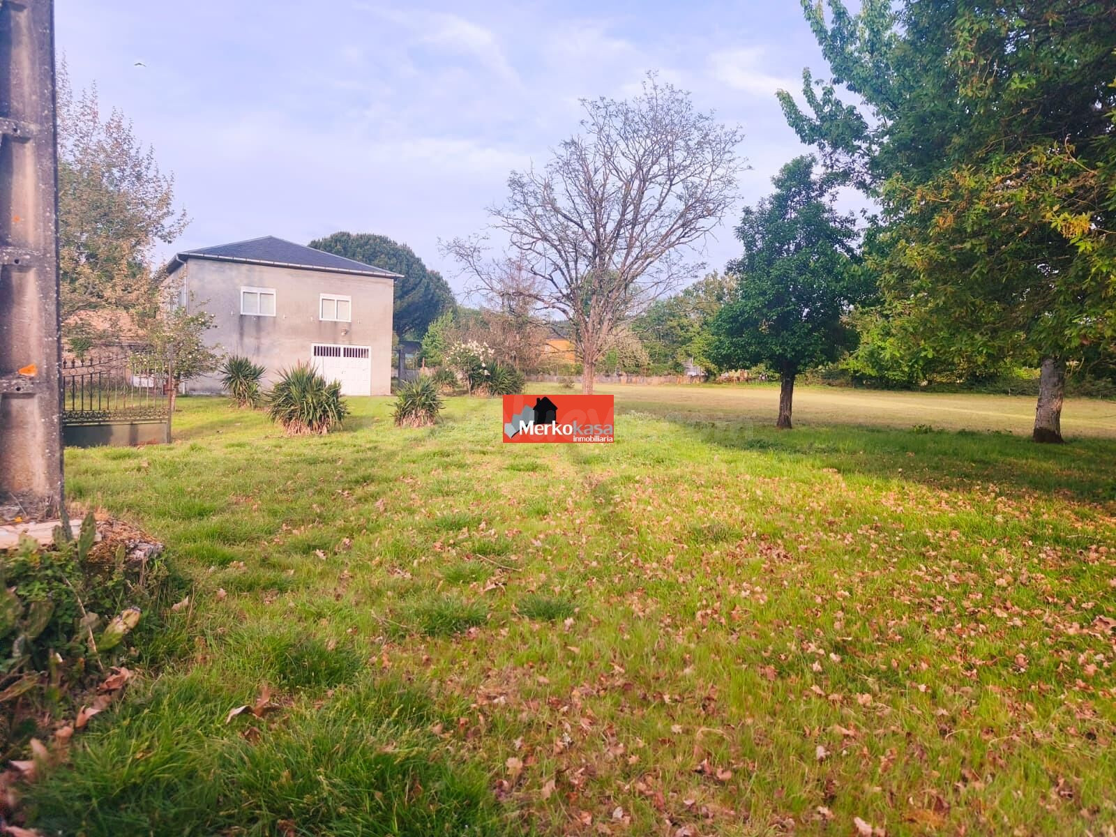 SE VENDE CASA AMPLIA CON TERRENO CERRADO CERCA DE PUEBLA DE SAN JULIÁN - foto 5