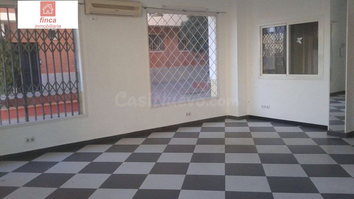 MONTIJO VENTA LOCAL COMERCIAL, DE ESQUINA, GRAN ESCAPARATE Y - foto 2