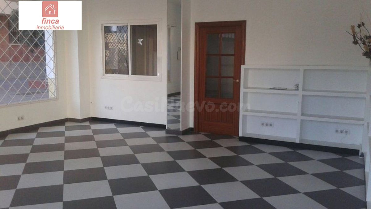 MONTIJO VENTA LOCAL COMERCIAL, DE ESQUINA, GRAN ESCAPARATE Y - foto 3