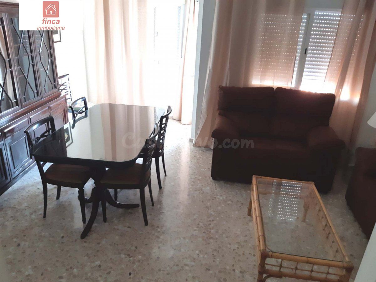 SE VENDE EN MONTIJO, PISO NUEVO REFORMADO, AMUEBLADO, COCINA AMUEBLADA Y EQUIPADA, LUMINOSO Y ZONA TRANQUILA