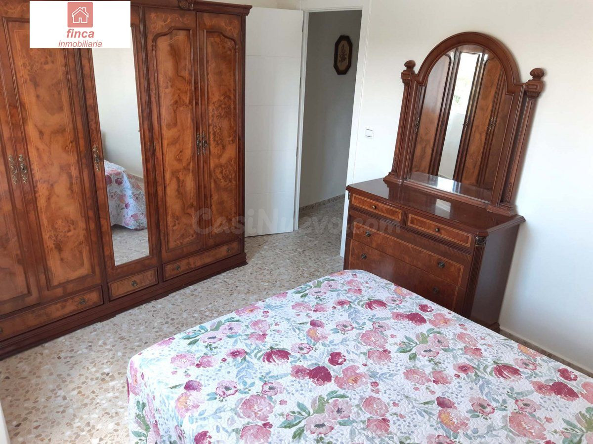 SE VENDE EN MONTIJO, PISO NUEVO REFORMADO, AMUEBLADO, COCINA - foto 5