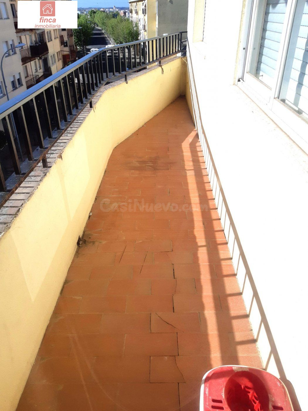 VENTA EN MONTIJO ZONA DE COLON, 120 M2 DE PISO EN 3ª PLANTA  - foto 4