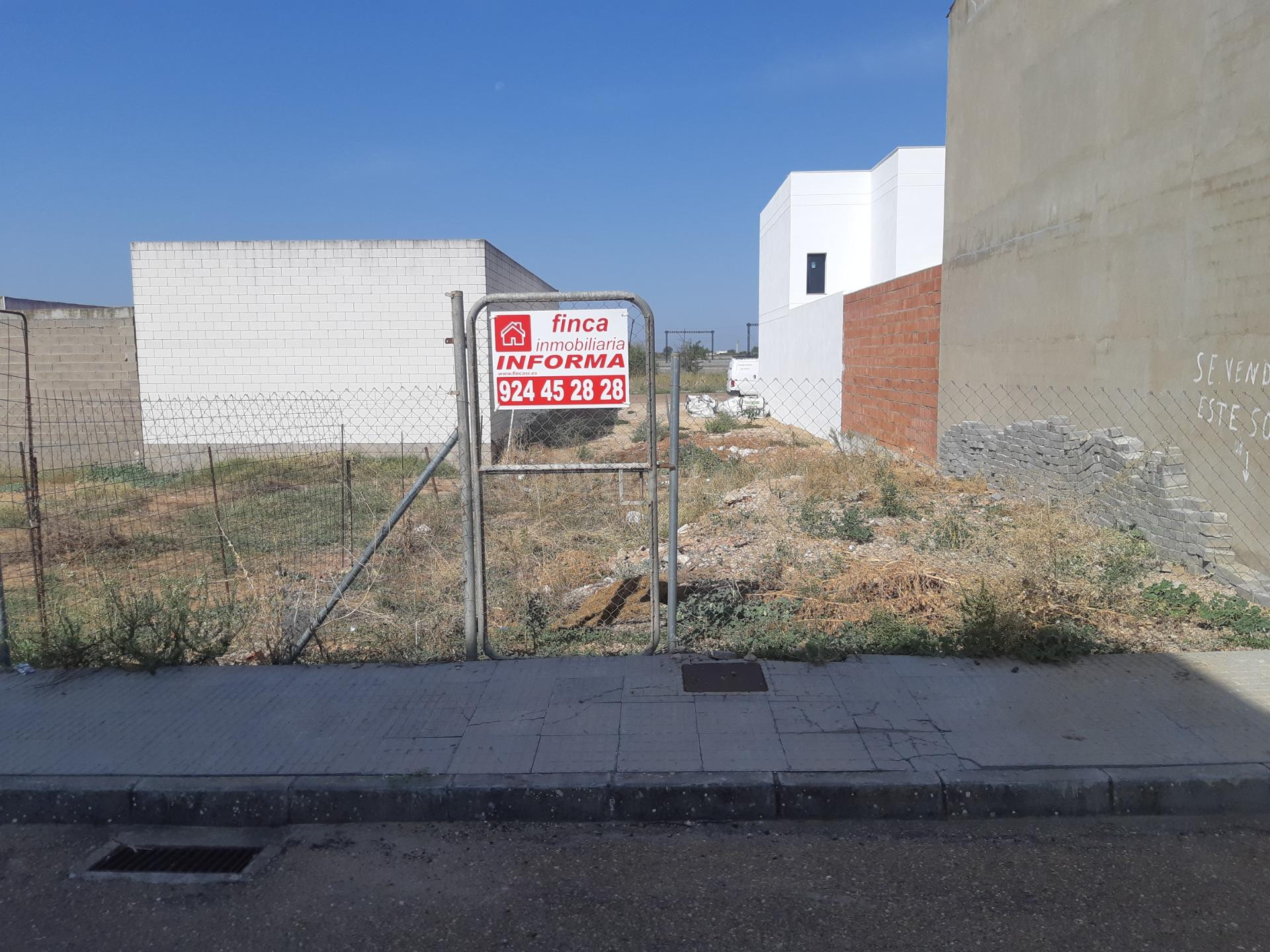 MONTIJO, VENTA SOLAR URBANO ZONA DEL VALLE - foto 2