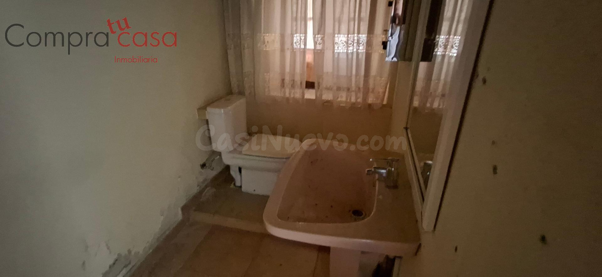 VENTA CASA CON PATIO EN NAVAS DE ORO.-.SEGOVIA - foto 5
