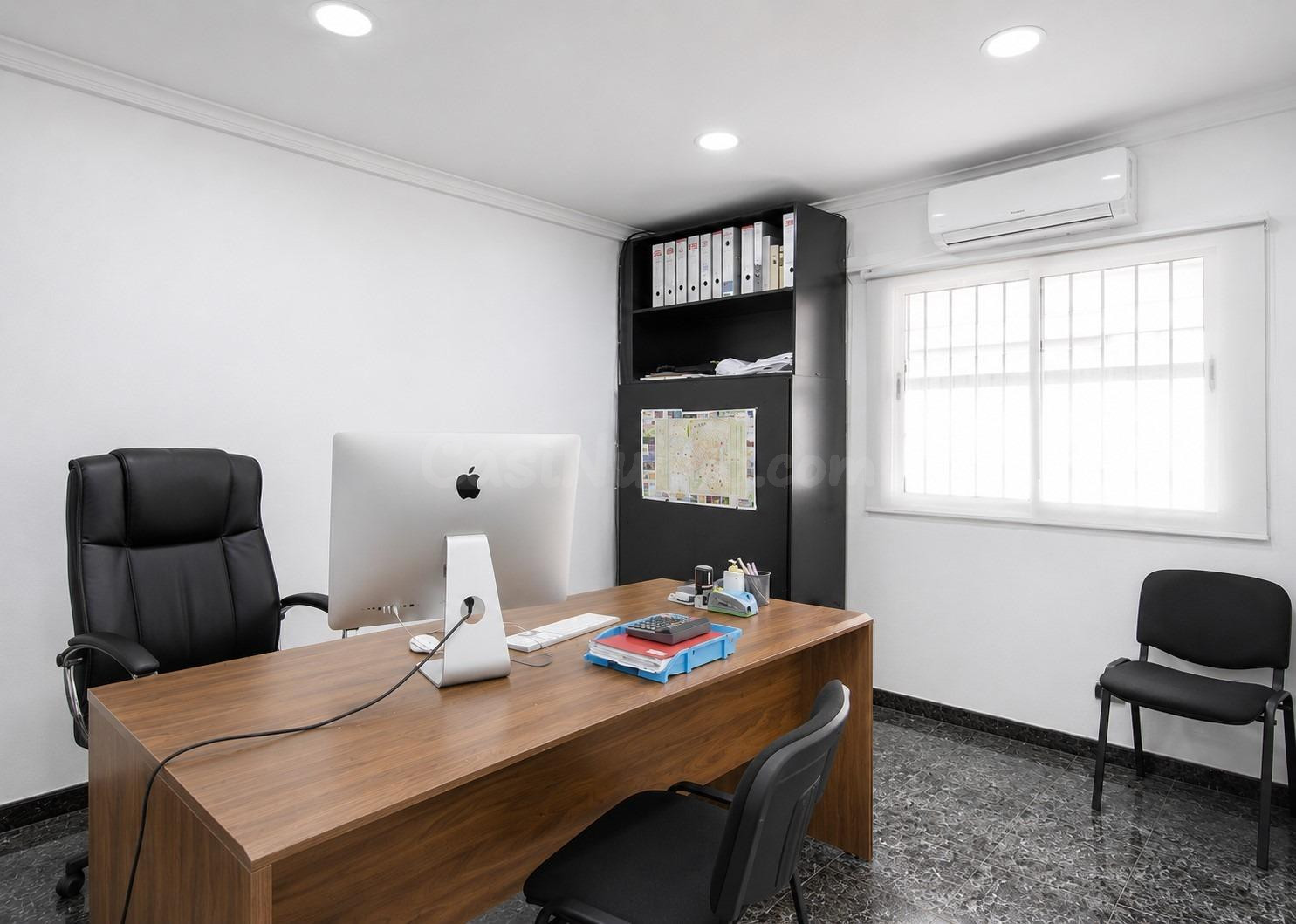 Local comercial en Motril, Granada. - foto 4