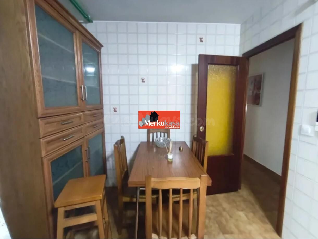 SE ALQUILA PISO PARA ESTUDIANTES O PROFESORES CURSO 26-27 - foto 5