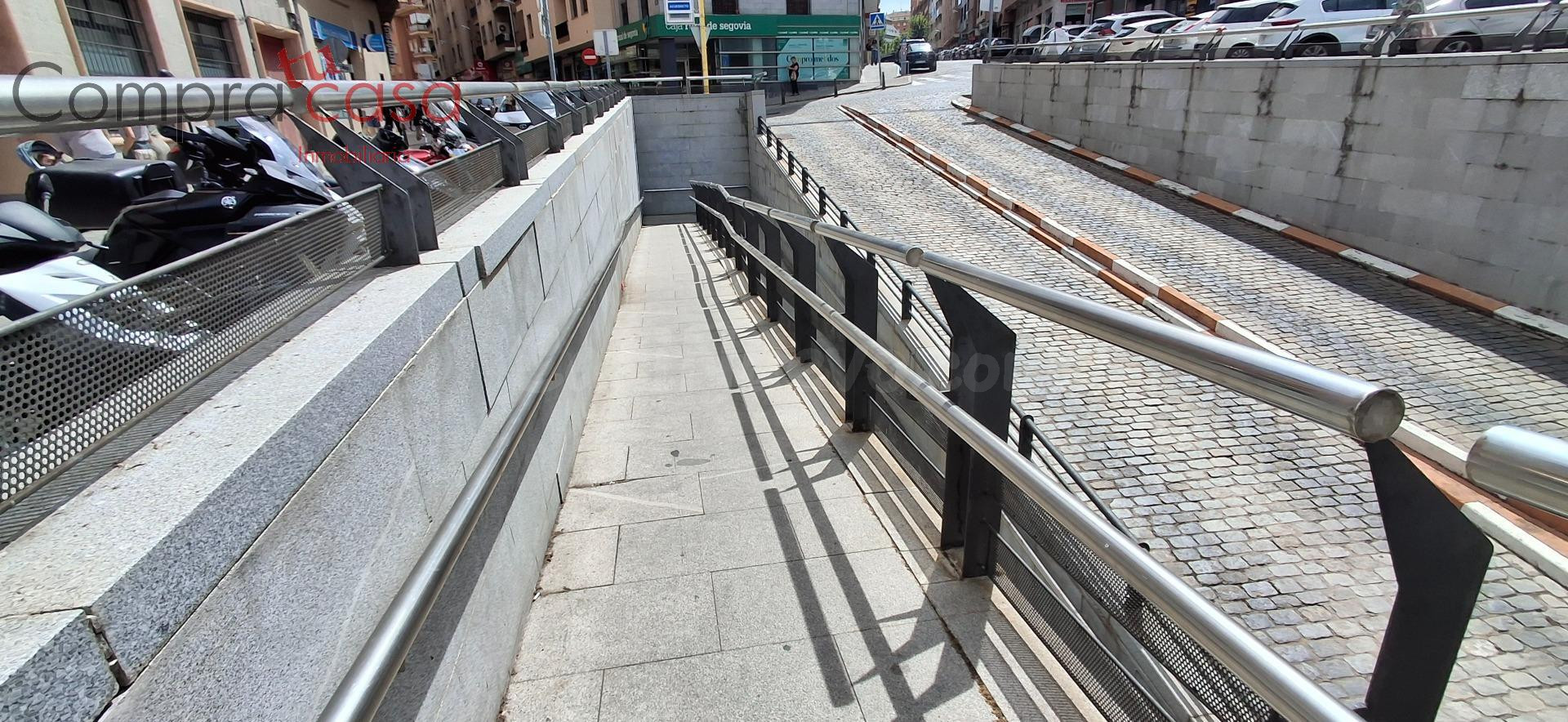 VENTA GARAJE AVENIDA DEL ACUEDUCTO.-.SEGOVIA. - foto 3
