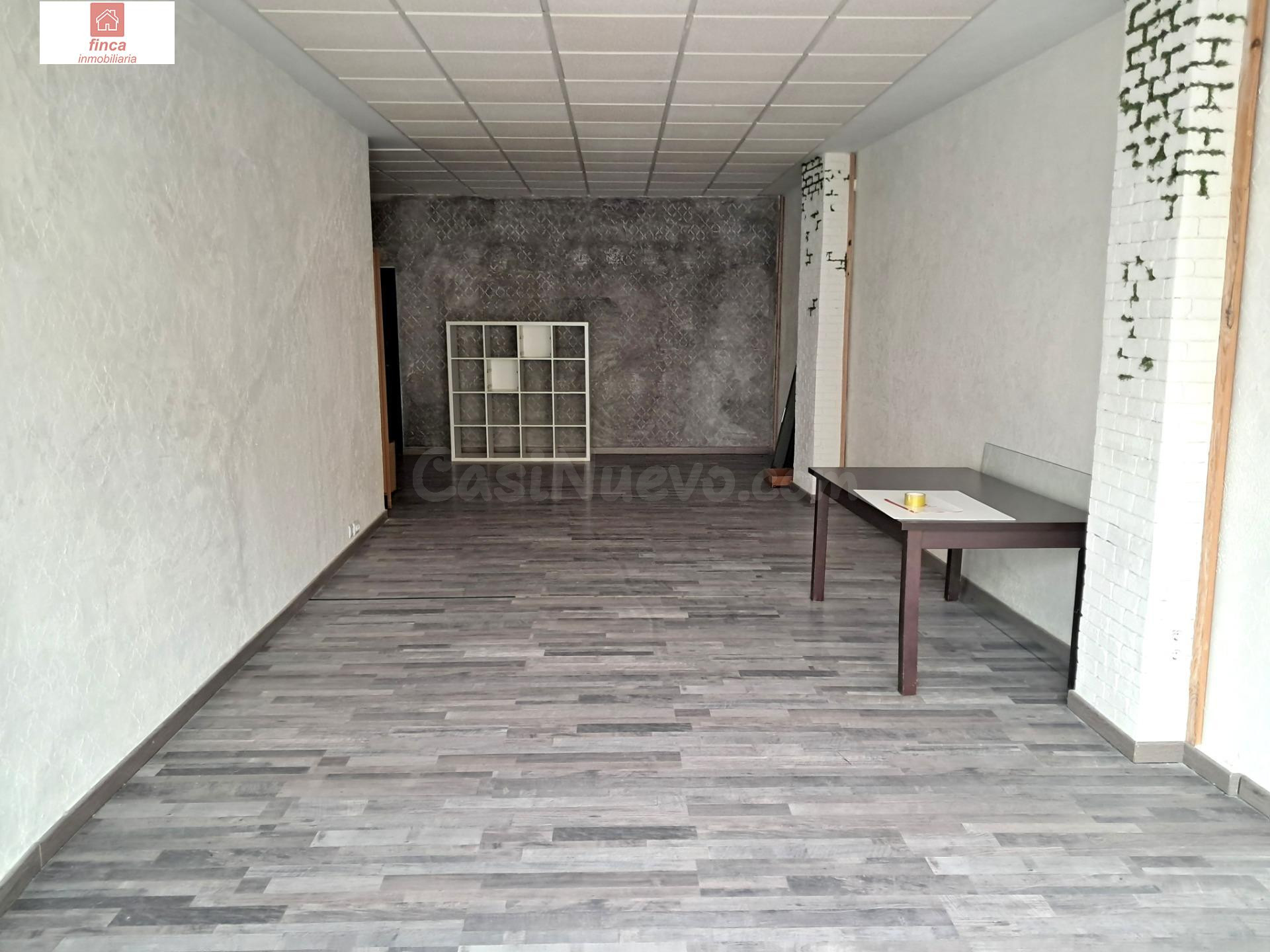 MONTIJO, VENTA LOCAL COMERCIAL ACONDICIONADO FRENTE AL MERCADONA - foto 4