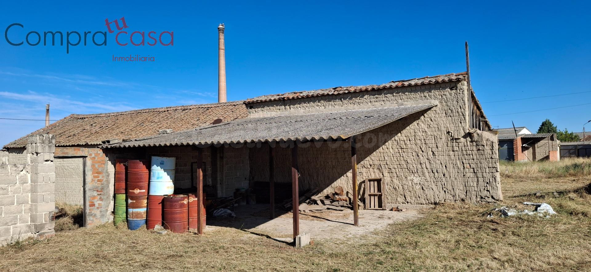 VENTA.-.NAVES CON CAMPA EN NAVAS DE ORO.-.SEGOVIA - foto 3