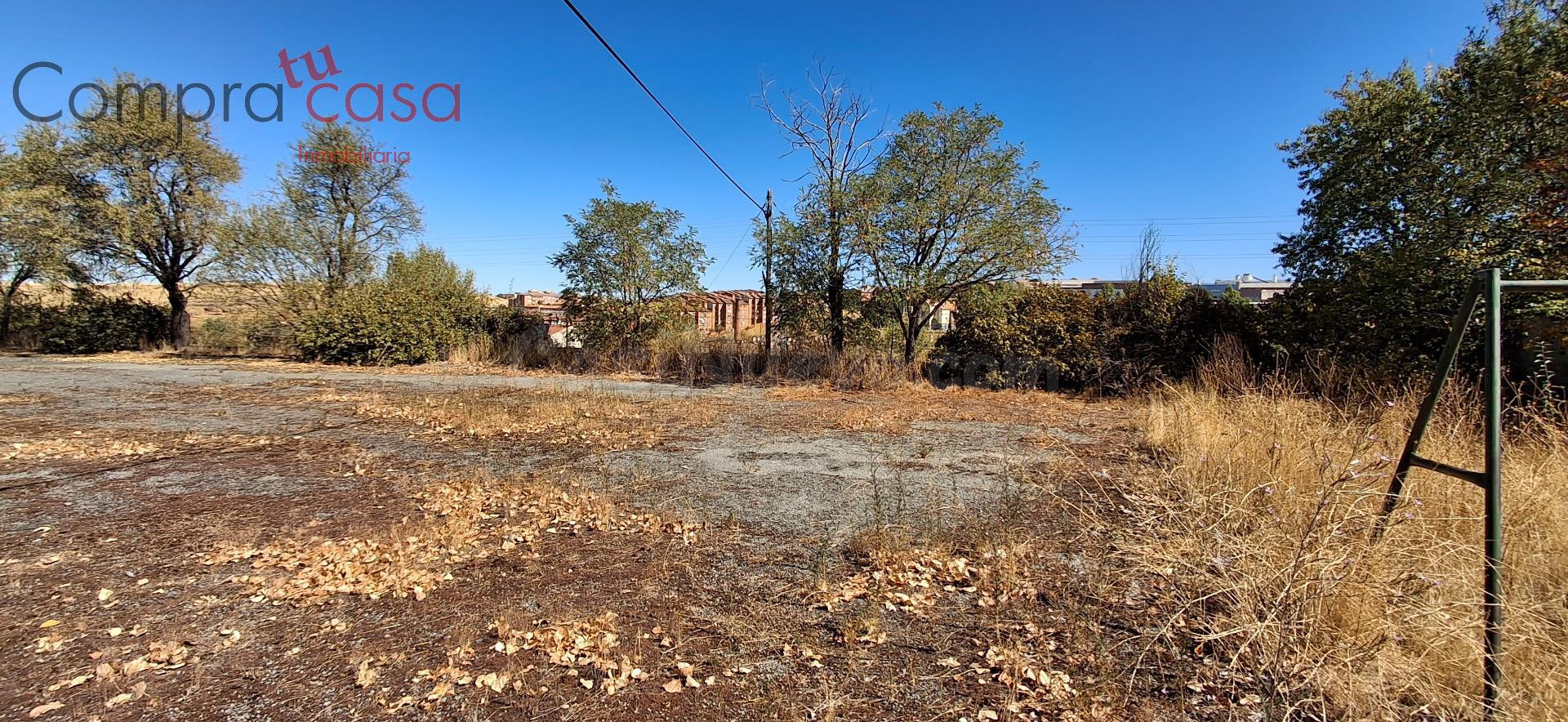 VENTA FINCA CON NAVE.-.PUENTE HIERRO - foto 2