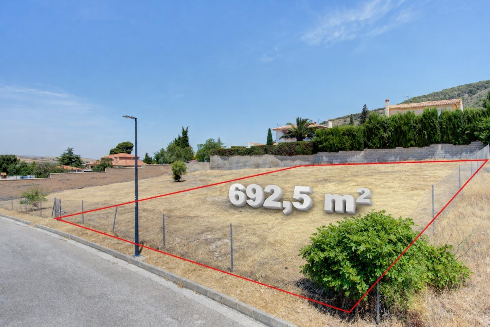 PARCELA URBANA EN VENTA – URBANIZACIÓN EL PUNTAL (PADUL, GRA
