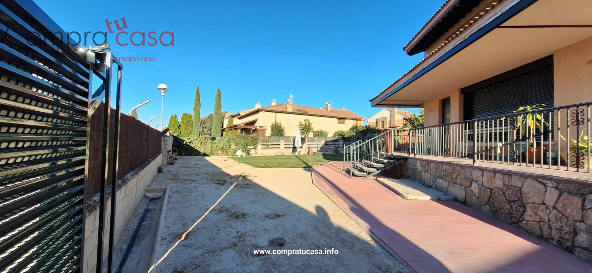 VENTA EN EXCLUSIVA-CHALET INDIVIDUAL-LA LASTRILLA - foto 2