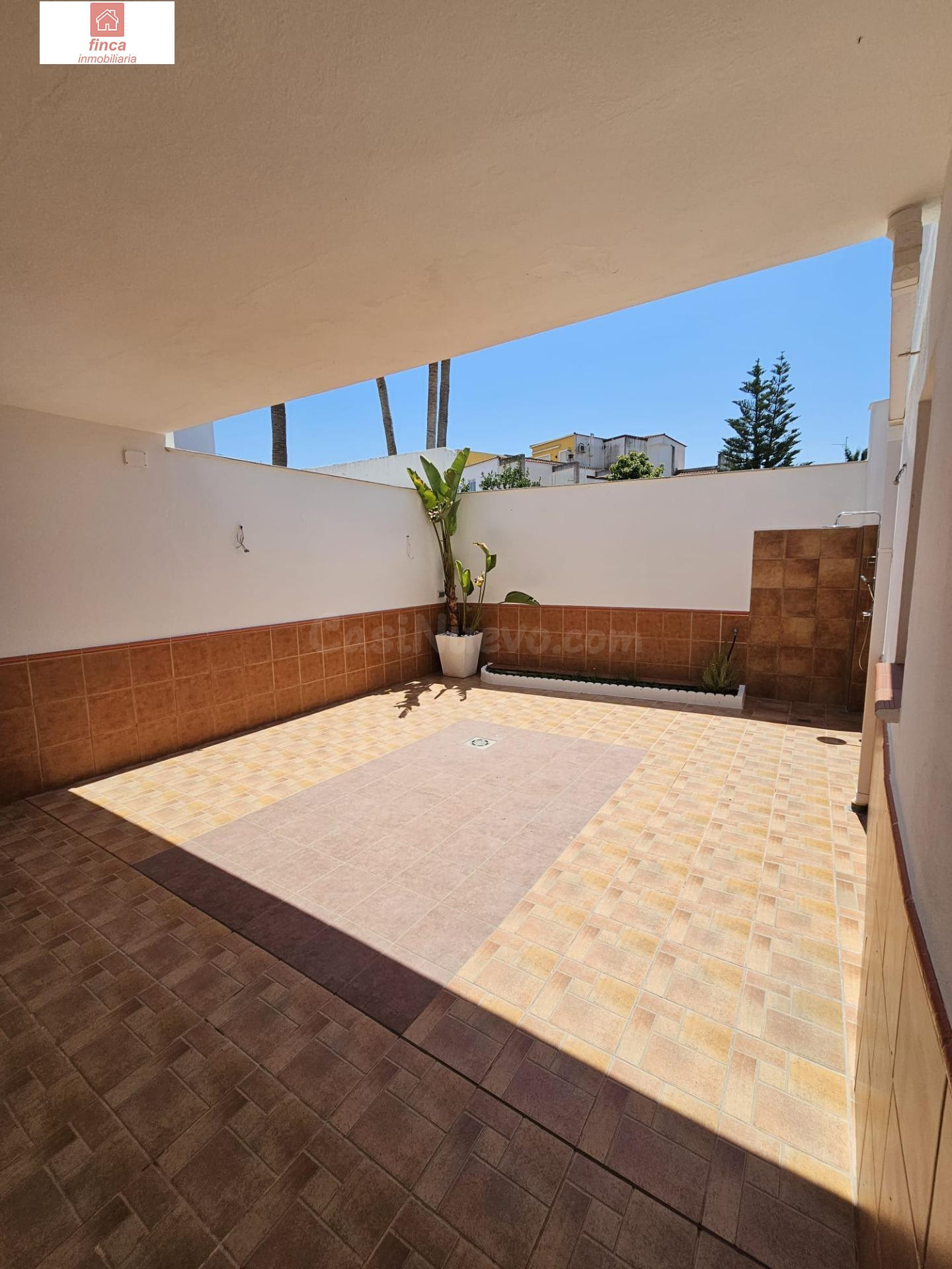 MONTIJO ZONA CENTRO, VENTA VIVIENDA PLANTA BAJA, COMPLETAMENTE REFORMADA, AMPLIA, LUMINOSA, PATIO AMPLIO - foto 4