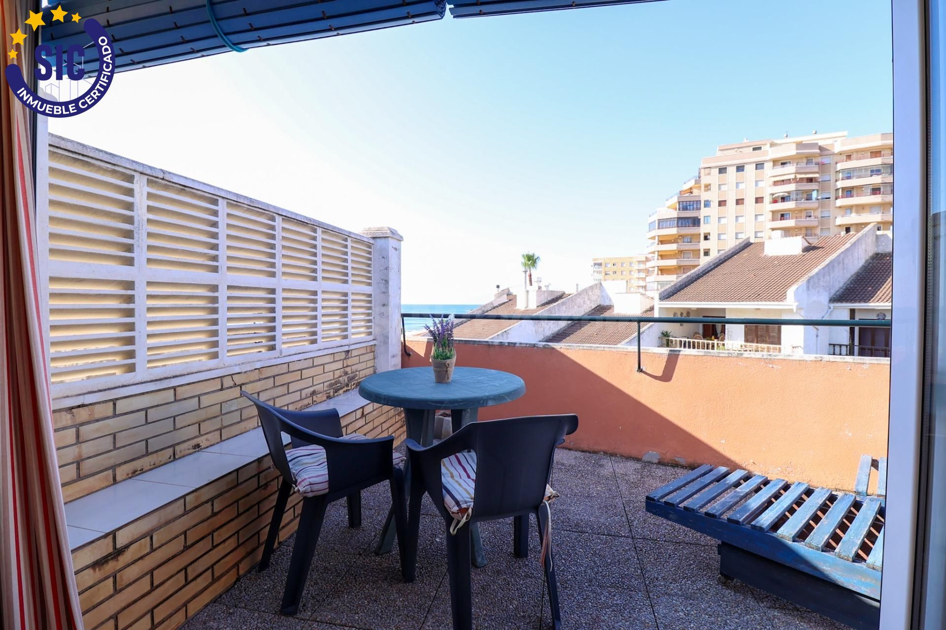 APARTAMENTO DUPLEX CON SOLARIUM DE 59 M2 CON TERRAZA Y CUBIE - foto 2