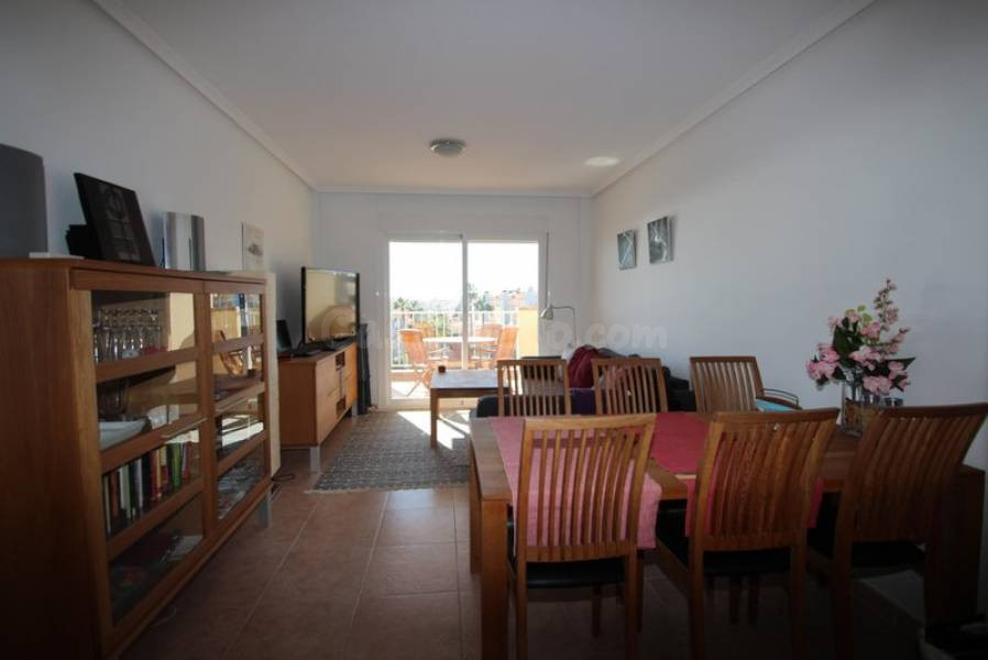 Atico con solarium en Campoamor - foto 3