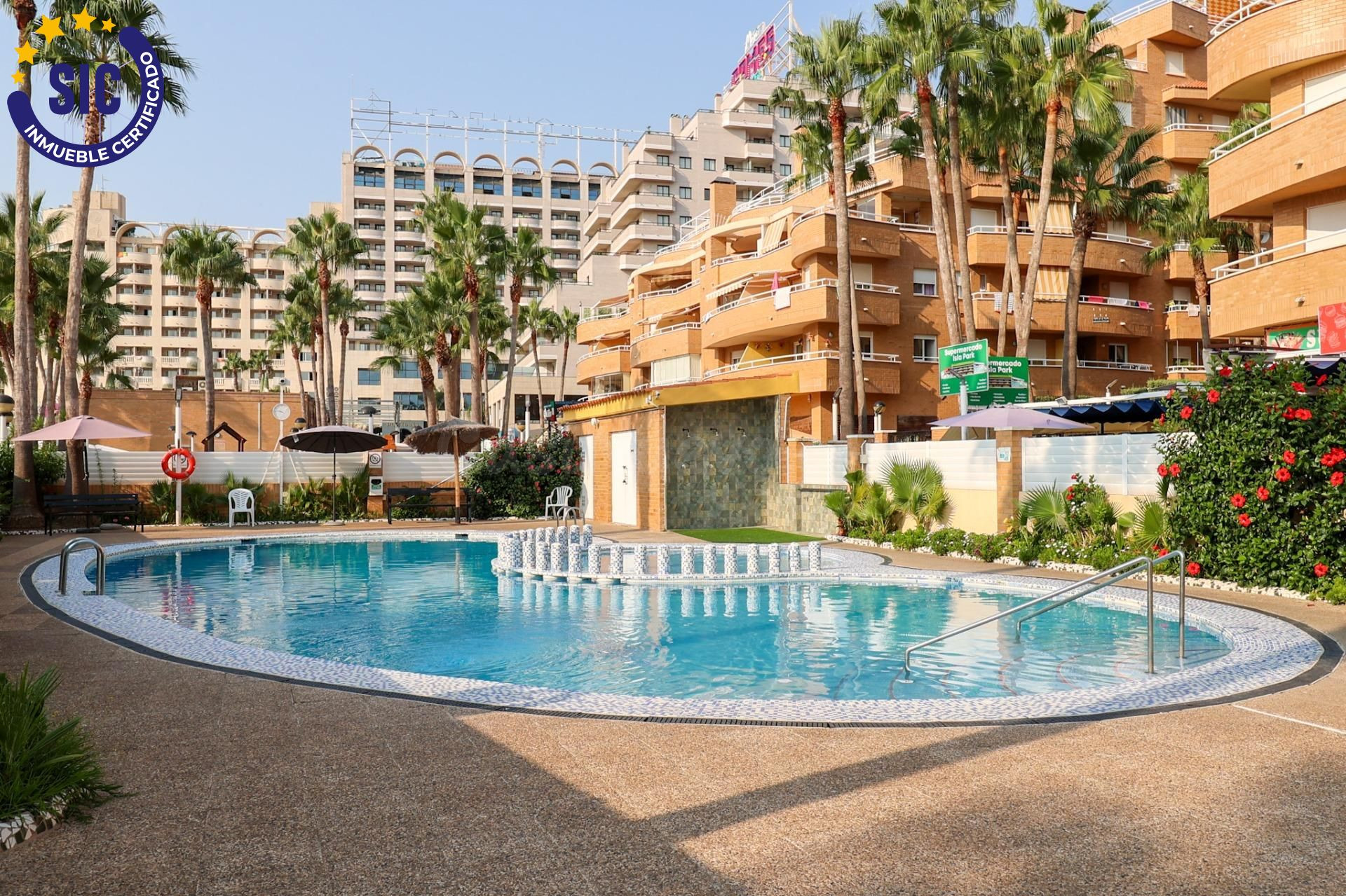 Bonito apartamento en primera línea zona Magic World (Marina D´Or)