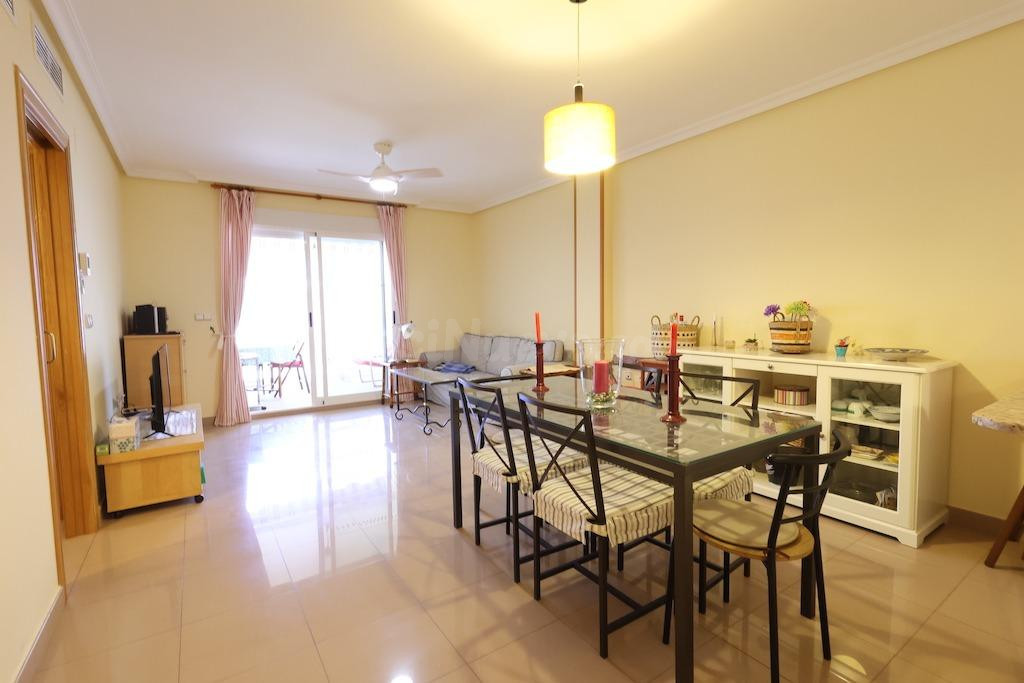 Apartamento en Lomas de Cabo Roig. Temporada baja.