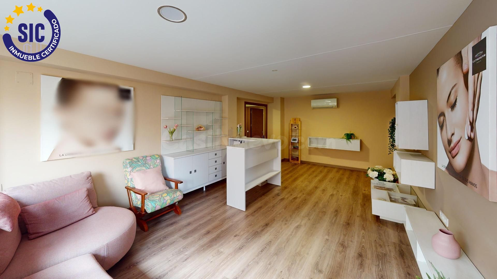 Vivienda amplia con vistas a la Plaza Fadrell de 4 habitacio - foto 3