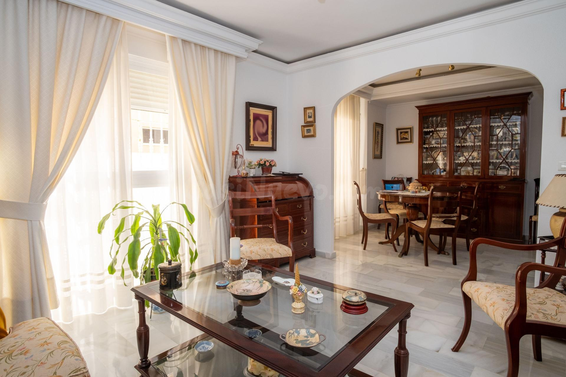 Espectacular vivienda en corazón de la Laguna