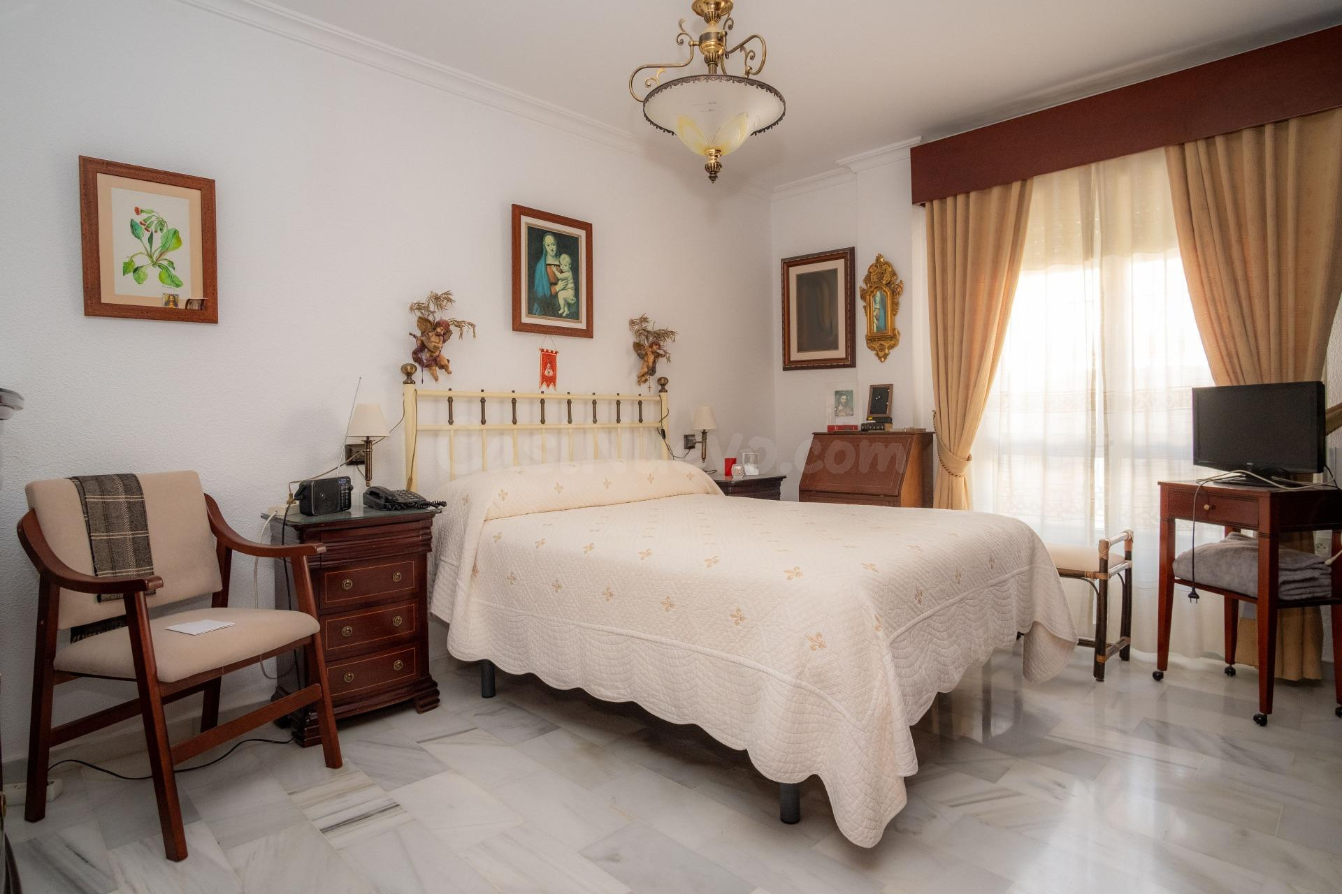 Espectacular vivienda en corazón de la Laguna - foto 2
