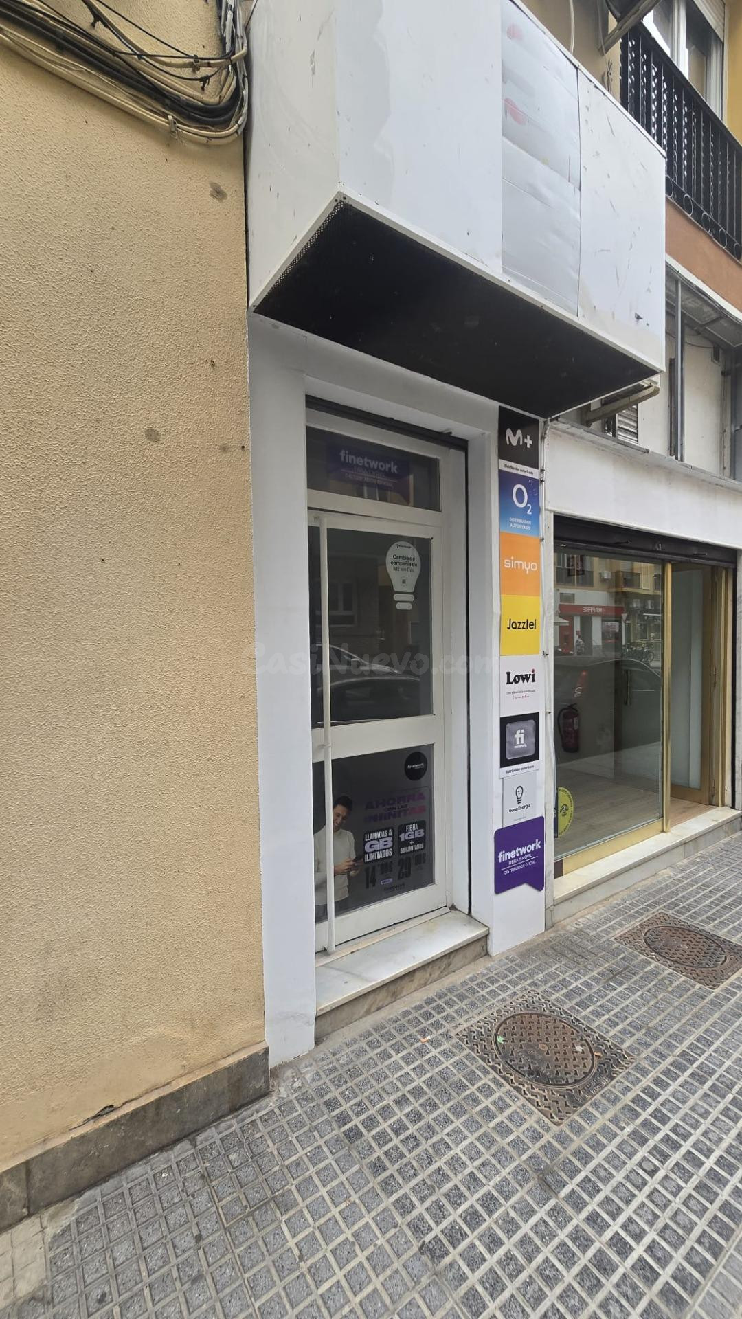 Local comercial para despacho o pequeño negocio en el barrio - foto 2
