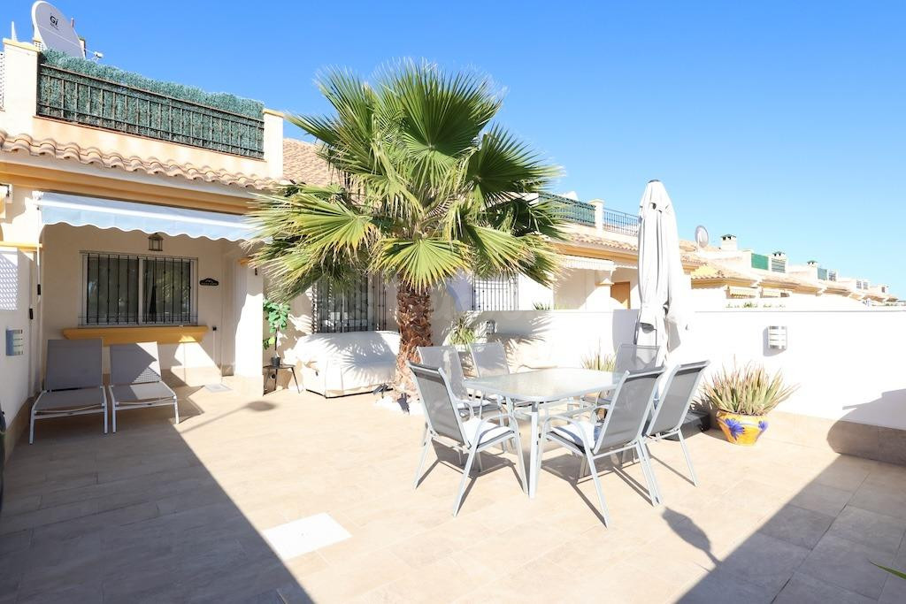Impecable Adosado en Cabo Roig, Vacacional - €1300/mes