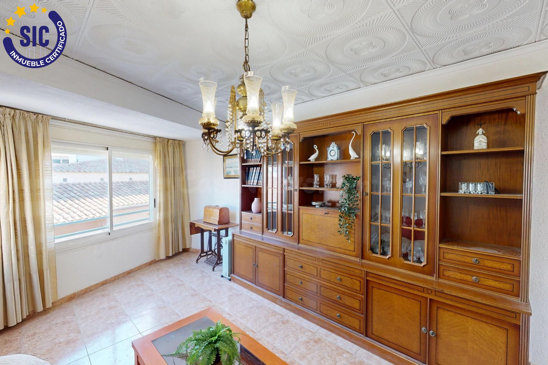 Piso de 3 hab, baño y aseo muy cerca del centro de Castellón - foto 3